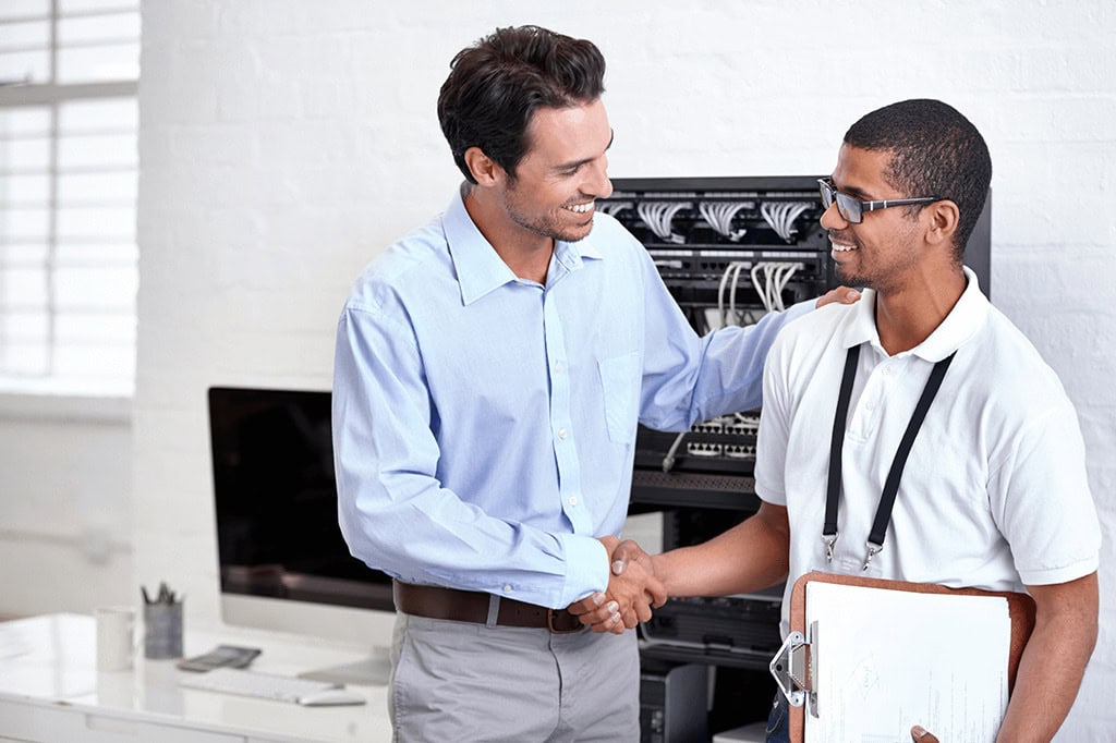 An SMB signs onto a HaaS contract with Managed IT